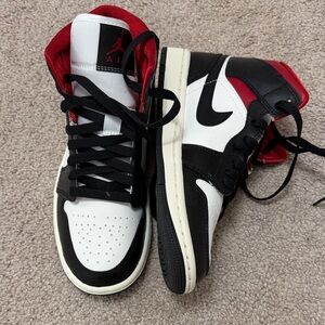 Nike Women's Sneakers - Black, White, Red